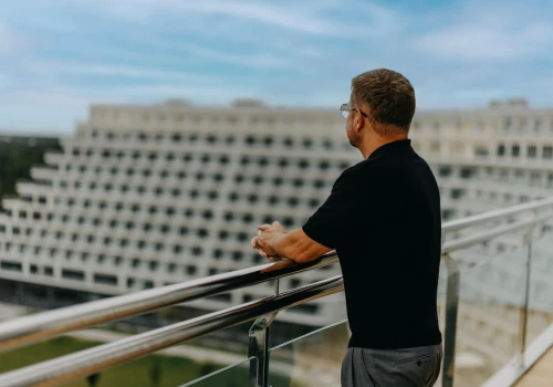 To on zarządza dziś hotelowym imperium Gołębiewskich. „Tata zawsze mówił: jak będziesz miał mały hotel, to twoja żona będzie kucharką”