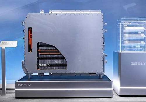 Teraz już i Geely zapowiada ogniwa solid-state w 2027 roku. Będzie zabawnie, gdy Chiny odbiorą Zachodowi ten sukces