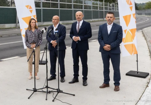 Rzeszów odzyskał miliony na inwestycje drogowe. Będą też szybsze pociągi do Warszawy?