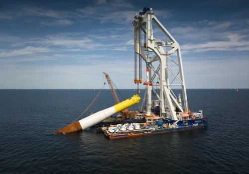 PGE i Ørsted zakończyły kampanię instalacji monopali zgodnie z harmonogramem