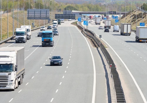 Autostrada A2 będzie szersza. Jest umowa na odcinek między Łodzią a Warszawą