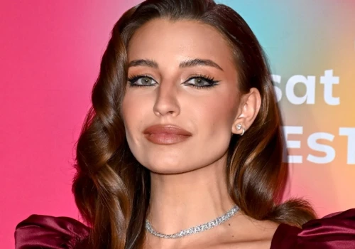 Julia Wieniawa dołącza do gwiazd Magicznego Zakończenia Wakacji
