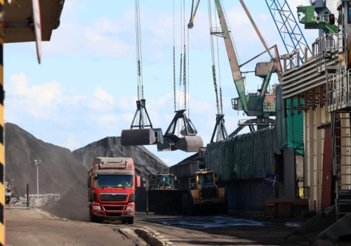Stabilizacja koniunktury w gospodarce. Firmy patrzą na koszty