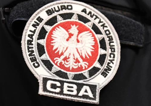 Raport za 200 tys. zł i kompromitujące błędy