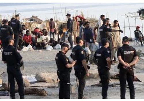 Przerzucali migrantów z Ceuty. Za 9 tys. euro od osoby