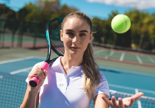Może wydłużyć życie o 10 lat. Polacy słusznie pokochali sporty rakietowe