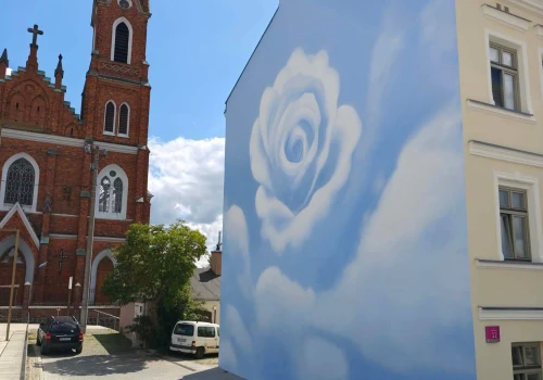 Nowy mural w Kutnie. Powstał przy Placu Wolności 12