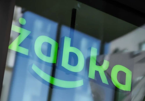Prokuratura: postępowanie ws. cyberataku na Żabkę jest na początkowym etapie