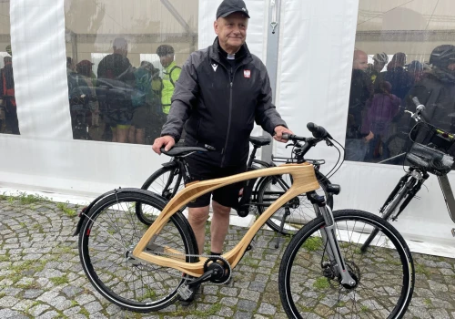 Złoty rower księdza z Olbierzowic