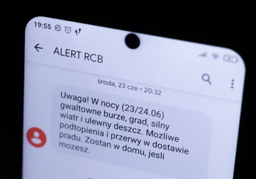 Polacy oceniają Rządowe Centrum Bezpieczeństwa. Prawie 40 proc. daje do myślenia