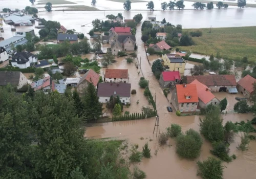 Powodzianie chcą sprzedać domy państwu