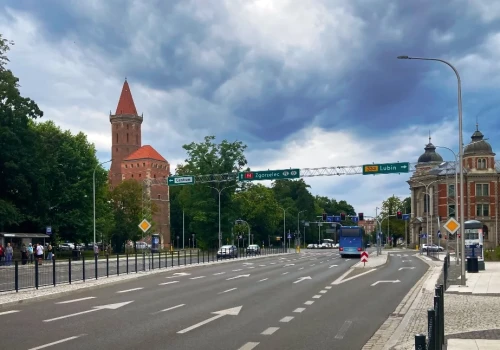 Burze - ostrzeżenie meteo dla powiatu legnickiego