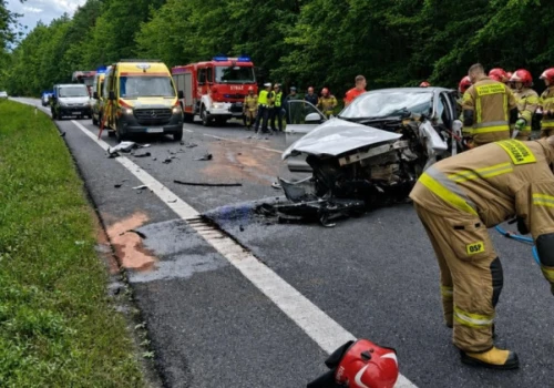 Koszmarny wypadek w Głogowie Małopolskim. Dwie osoby nie żyją