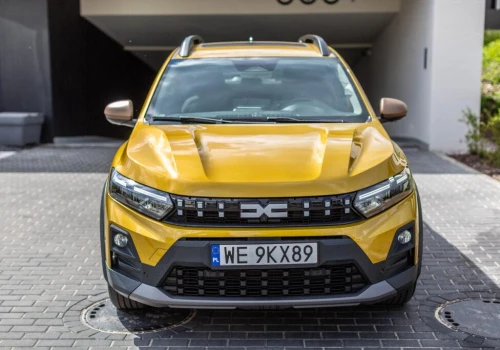 Tesla wyprzedziła ją tylko na miesiąc, Dacia Sandero znowu numerem 1 w Europie
