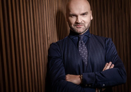 Twórca InPostu walczy ze scamem. Rafał Brzoska rusza z inicjatywą 150 proc.