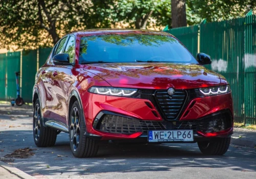 Nowa Alfa Romeo za 730 zł miesięcznie, bez wpłaty. Tak wyglądają oferty dla pracowników Stellantis w Polsce