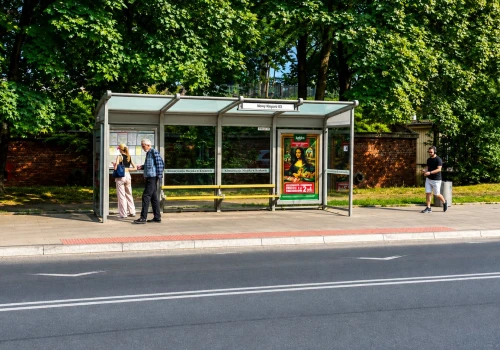 Ponad 4 mln zł za 100 nowych wiat w Krakowie. Wiemy, jak będą wyglądać i kiedy staną