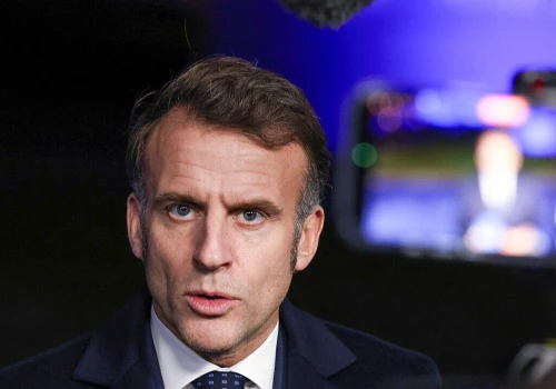 Po masakrze w Krzywym Rogu. Macron obiecał Ukrainie wzmocnienie obrony powietrznej
