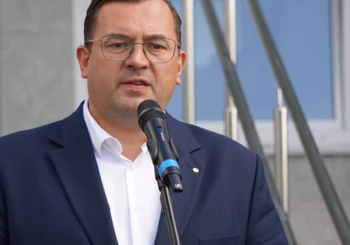 Rolnicy mieli dostać 2 zł za litr. Komisja Europejska: Polska nie złożyła dokumentów