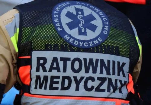 Samochód wjechał w pieszych na Podgórzu