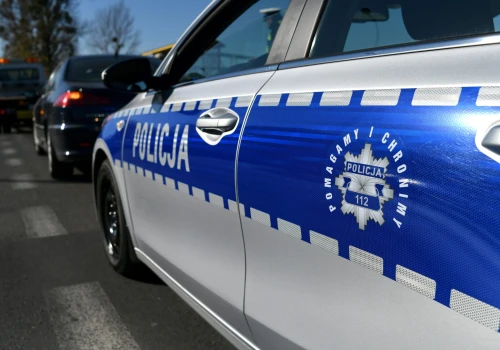 Kraków: nie żyją dwie osoby potrącone przez samochód, dziecko walczy o życie