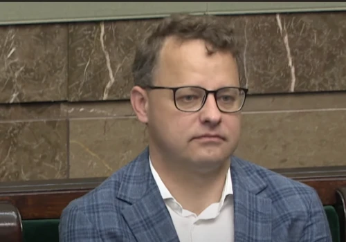 Nowe fakty ws Romanowskiego. To JĄ widziano w towarzystwie uciekiniera. „Miejsce, w którym…”