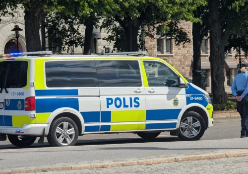 Atak mieczem w szwedzkiej szkole. Nie żyje 17-latka