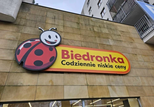 Gigantyczna promocja w Biedronce od poniedziałku. Ceny polecą aż o 70%