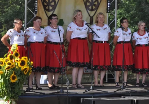 Muzyka, konkursy i atrakcje dla całych rodzin na stadionie w Zbójnej