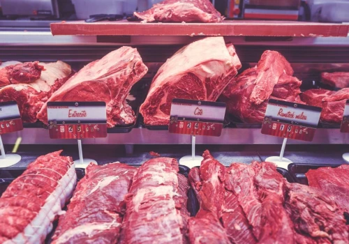Francja i Austria: supermarkety wspierają rolników po suszy