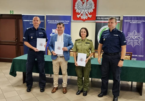 Będą kształcić przyszłych strażników granicznych i policjantów w nowej klasie mundurowej