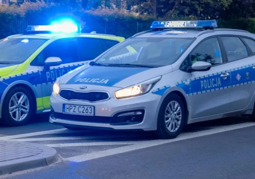 Wjechał w rodzinę na chodniku. Nie żyją rodzice, a niemowlę jest w ciężkim stanie. NOWE fakty