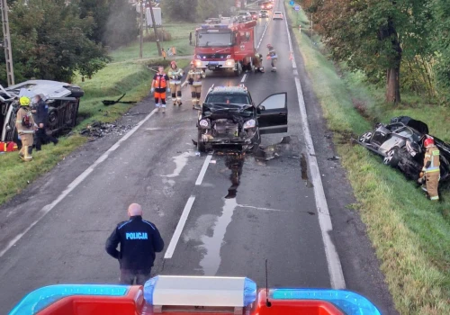 Makabryczny wypadek na DK73 na Podkarpaciu. Pięć osób wylądowało w szpitalu
