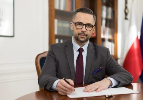 Minister musi odpowiedzieć – Kto chroni rzetelność nauki w Polsce?