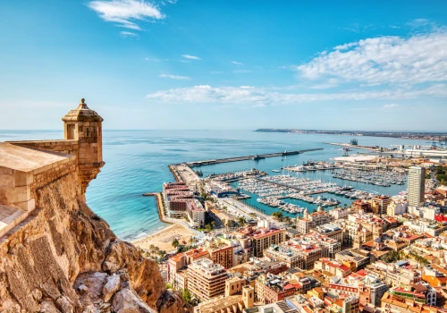 Hiszpania w supercenie 😍 City break w Alicante od 357 PLN 🔥
