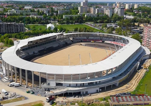 Rzeszowski Ośrodek Sportu i Rekreacji rekrutuje. 4 stanowiska i 8 miejsc pracy