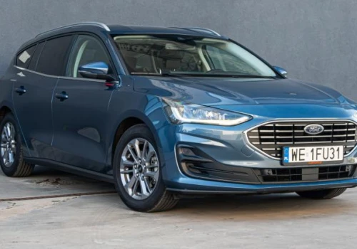 Test: Ford Focus Kombi 1.5 EcoBlue A8 Titanium X był królem flot, a teraz zyskuje jako tanie rodzinne auto w trasy