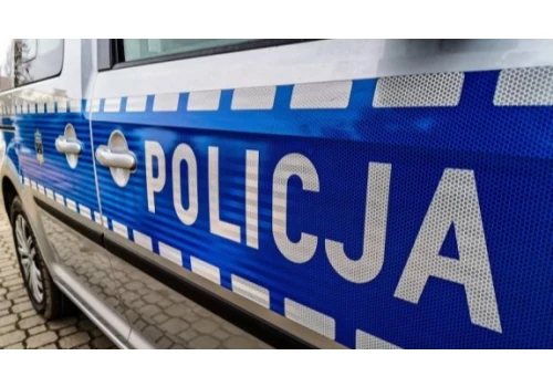 Wypadek w Sidzinie. Podczas wymijania zderzyła się z innym samochodem