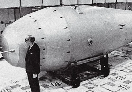 Car-bomba (RDS-220) – największa i najpotężniejsza bomba termojądrowa w historii