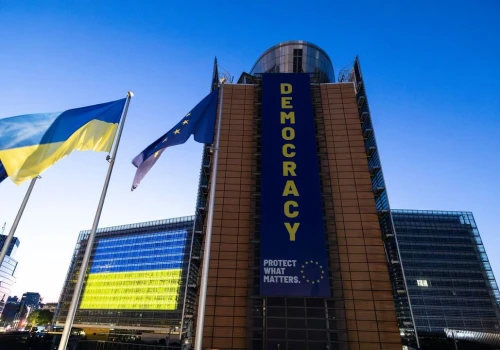 Komisja Europejska zatwierdziła nowe zamówienia obronne dla Ukrainy o wartości 6,1 mld euro