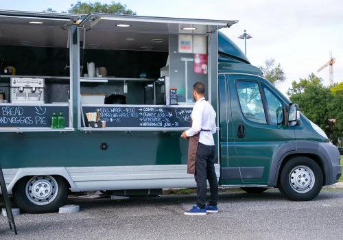 Food truck za fortunę. Polacy ryzykują, bo zyski kuszą jak nigdy