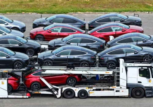 Gigantyczna akcja serwisowa. Tesla wycofuje 3 mln aut