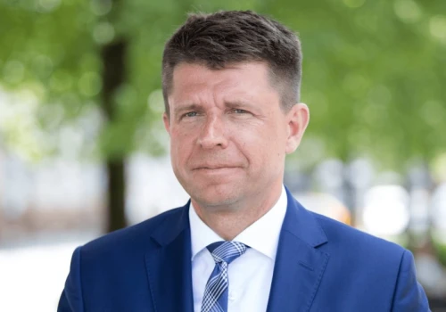 Niedziela handlowa wróci na stałe? Petru wygadał się, w czym jest problem