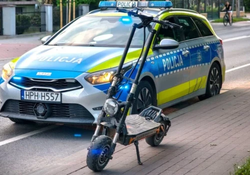 Hulajnoga elektryczna nie jest zabawką. 10-latek trafił do szpitala po wypadku