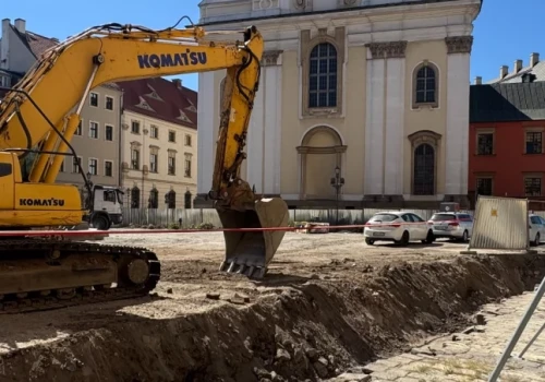 Wielka dziura tuż przy Rynku. Powstaje obiekt, jakiego we Wrocławiu nie zbudowano od dekad