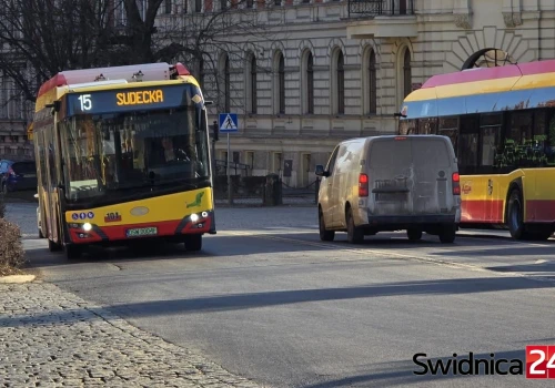 Nowe linie, zmienione trasy i dodatkowe kursy. Od września sporo zmian w świdnickiej komunikacji miejskiej