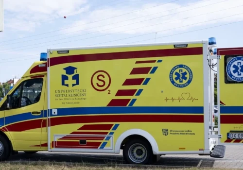 Ambulans Shock Team to szpital na kółkach. Lekarze mogą rozpocząć zaawansowane leczenie jeszcze przed transportem