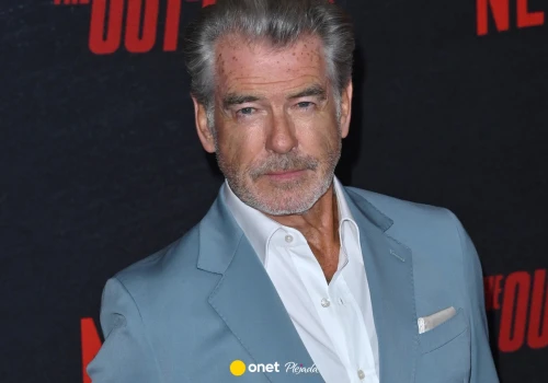 Tak dziś wygląda kobieta, za którą od 32 lat szaleje Pierce Brosnan. Nie ukrywają swojej miłości