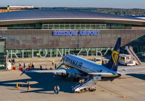 Czy Jasionka straci swoją pozycję? Nowy raport ostrzega przed wyzwaniami rzeszowskiego lotniska