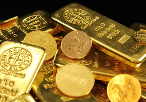 Uncja przebiła barierę 4500 dolarów. Złoto korzysta na problemach USA i zakupach Chin